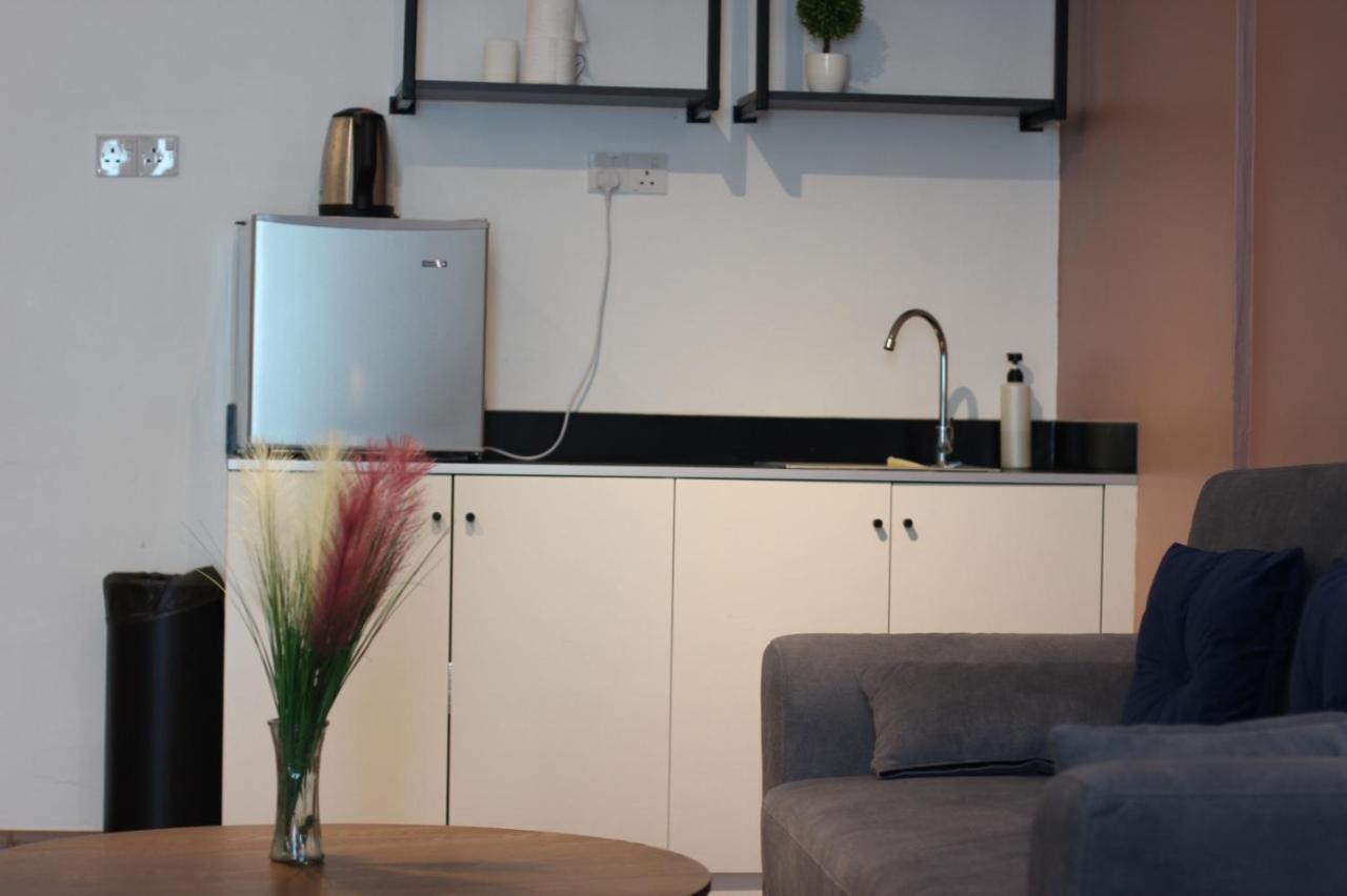 Summer Suites Apartment-The Summer Shopping Mall Kota Samarahan Luaran gambar